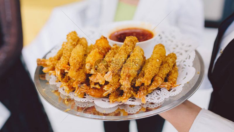 低脂代餐饼干代工，起订量多少合适？**