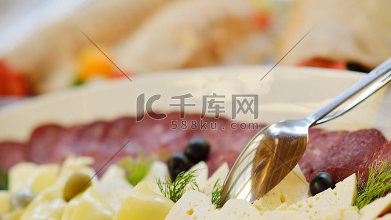 素食火锅底料的熬制秘诀：揭秘健康美味的制作过程**